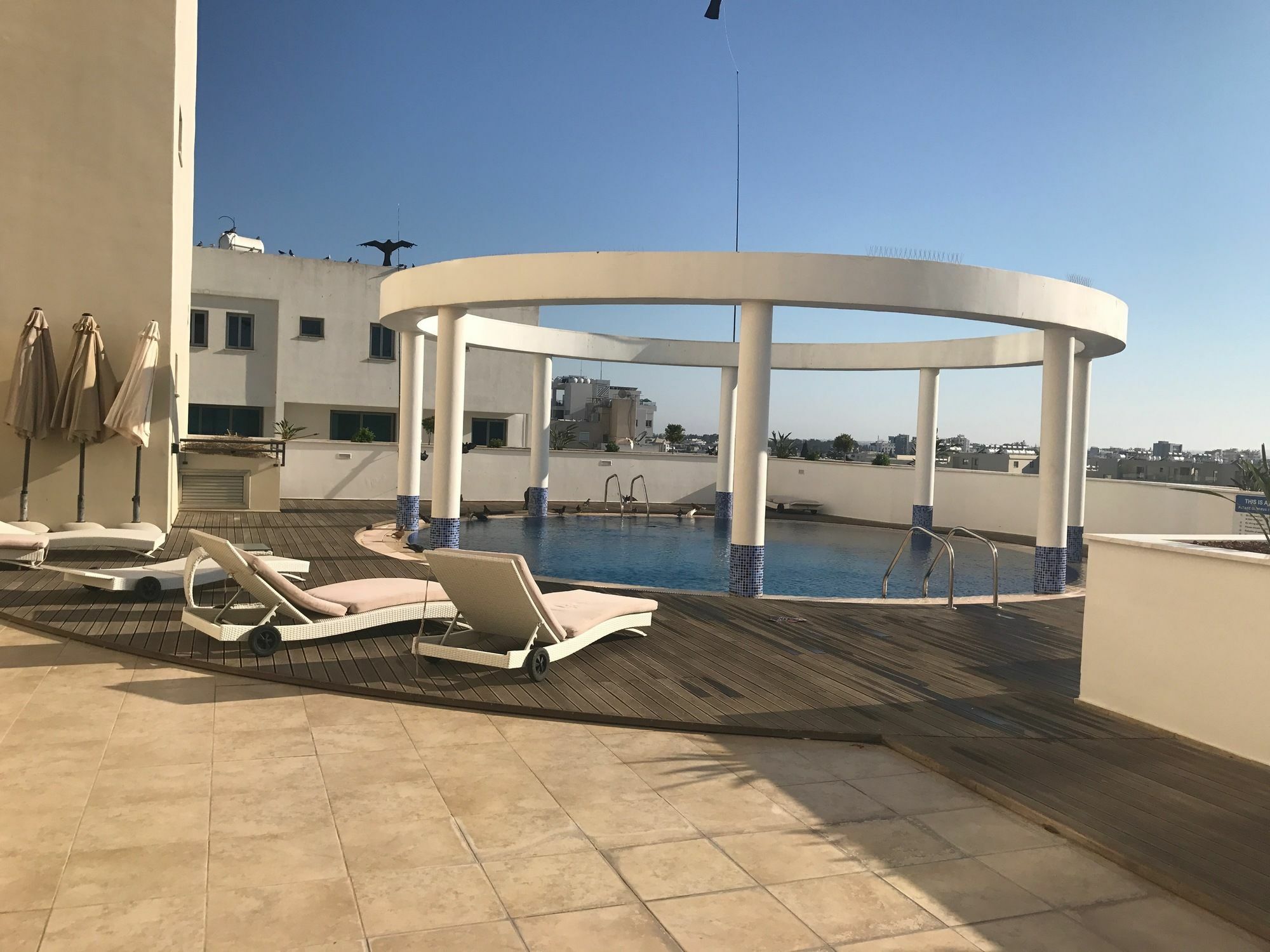 Finikoudes Luxury Apartments 拉纳卡 外观 照片