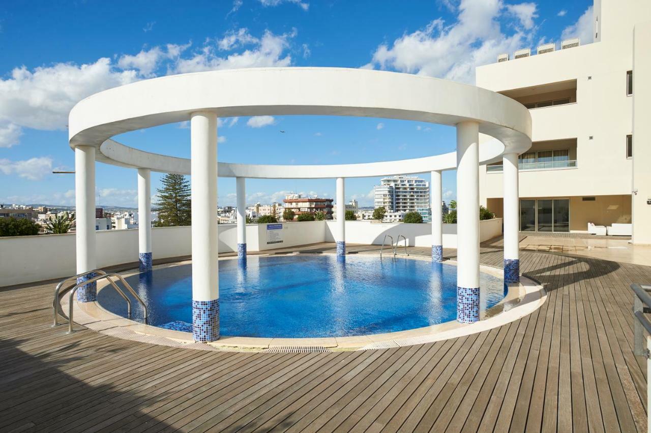 Finikoudes Luxury Apartments 拉纳卡 外观 照片